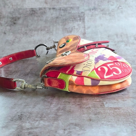 Dior Victim Saddle Bag - Picture 7 of 14